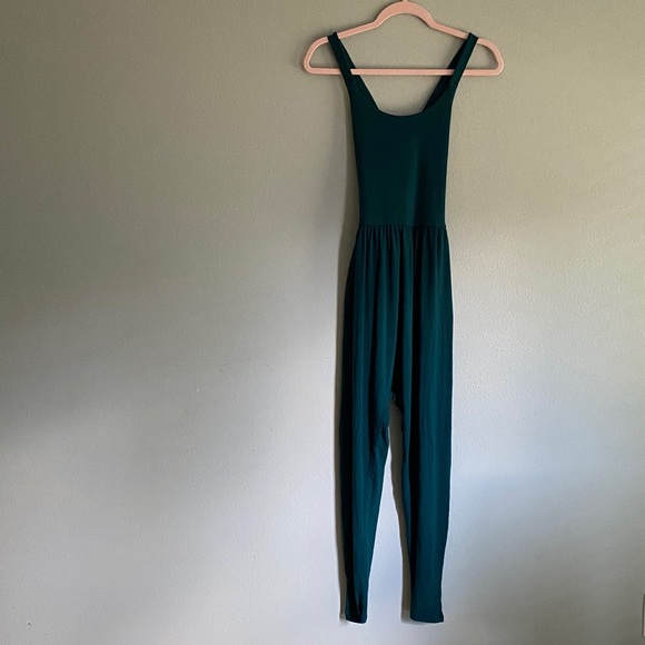 IMBODHI | Jumpsuit - Picture 1 of 8